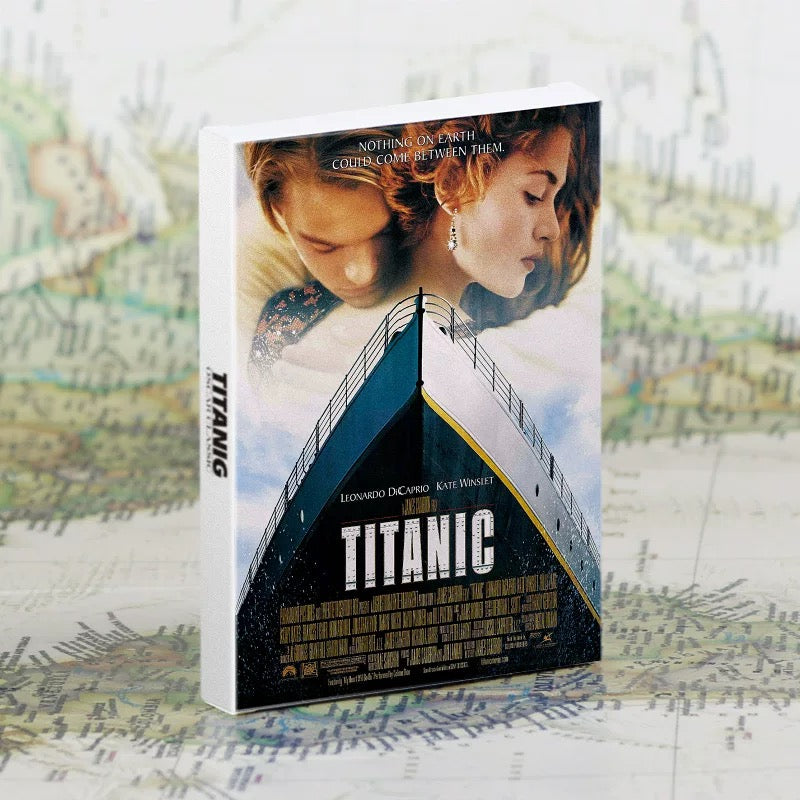 Titanic Movie 30 Postcard Set | 鐵達尼號 電影明信片 30張盒裝